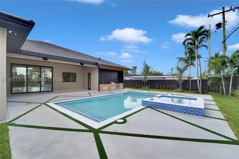 1130 SW 86th Court Miami FL 33144