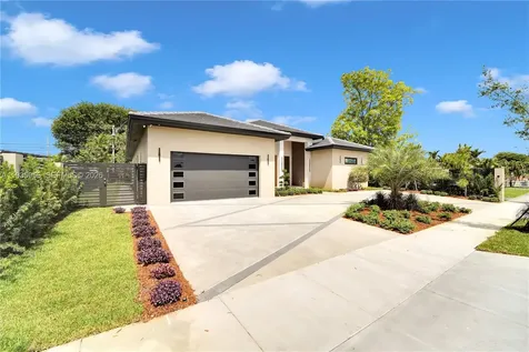 1130 SW 86th Court Miami FL 33144