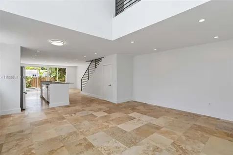 7004 NE 5th Avenue Miami FL 33138