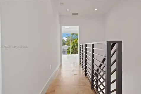 7004 NE 5th Avenue Miami FL 33138
