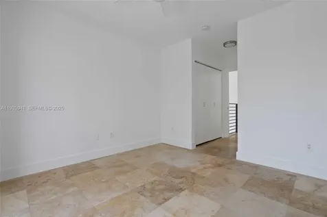 7004 NE 5th Avenue Miami FL 33138