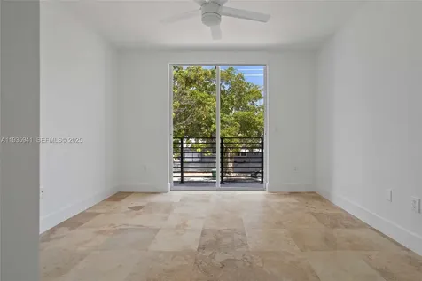 7004 NE 5th Avenue Miami FL 33138