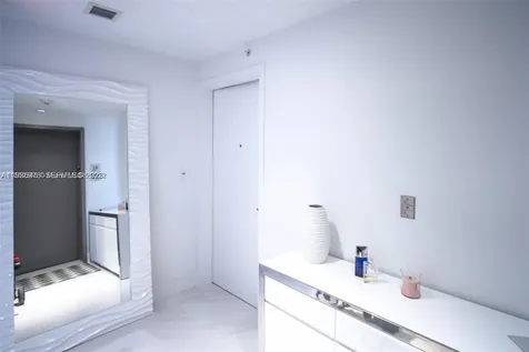 16385 Biscayne Boulevard North Miami Beach FL 33160