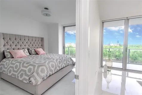 16385 Biscayne Boulevard North Miami Beach FL 33160