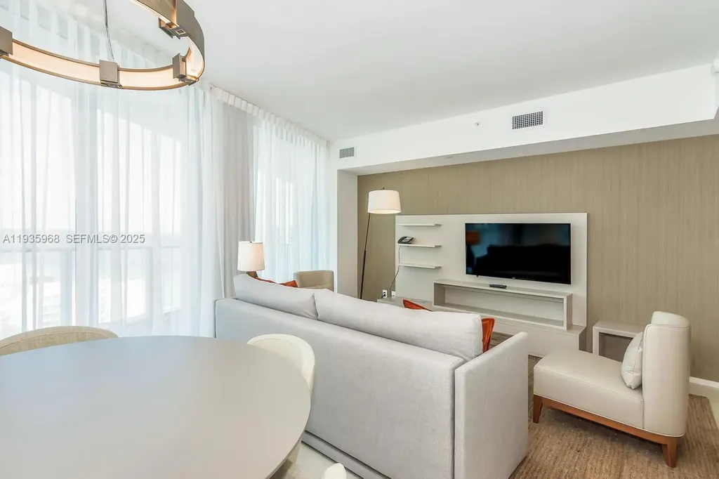 4111 S Ocean Drive Hollywood FL 33019