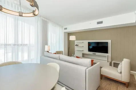 4111 S Ocean Drive Hollywood FL 33019