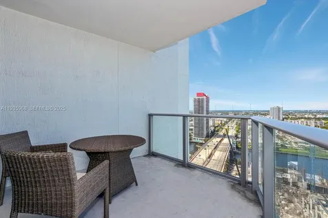 4111 S Ocean Drive Hollywood FL 33019