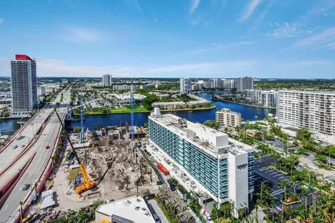 4111 S Ocean Drive Hollywood FL 33019