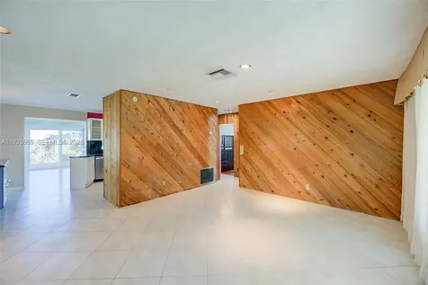 3081 SW 46th Court Dania Beach FL 33312