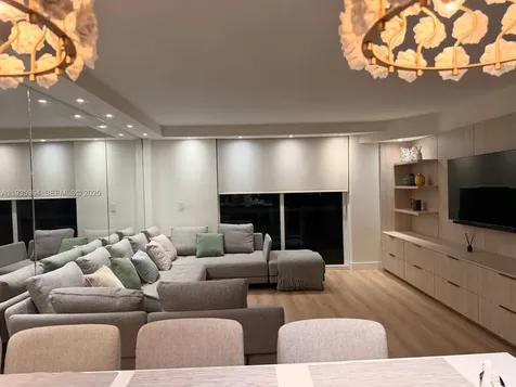10275 Collins Avenue Bal Harbour FL 33154