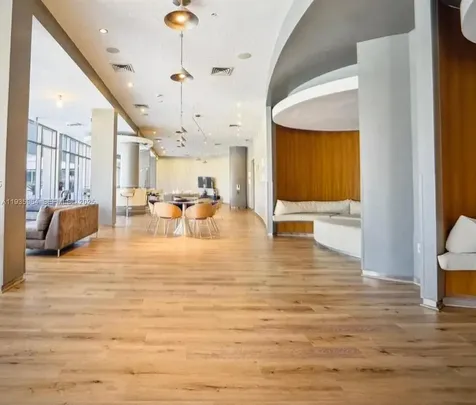 10275 Collins Avenue Bal Harbour FL 33154
