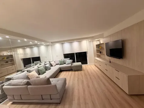 10275 Collins Avenue Bal Harbour FL 33154