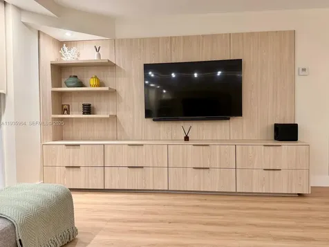 10275 Collins Avenue Bal Harbour FL 33154