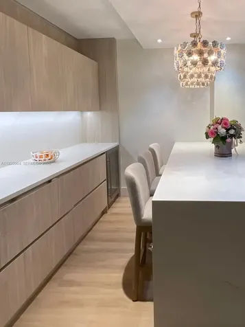 10275 Collins Avenue Bal Harbour FL 33154