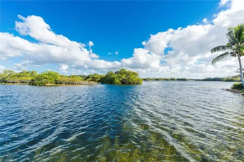 1981 NW 178th Terrace Pembroke Pines FL 33029