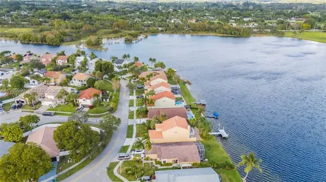 1981 NW 178th Terrace Pembroke Pines FL 33029