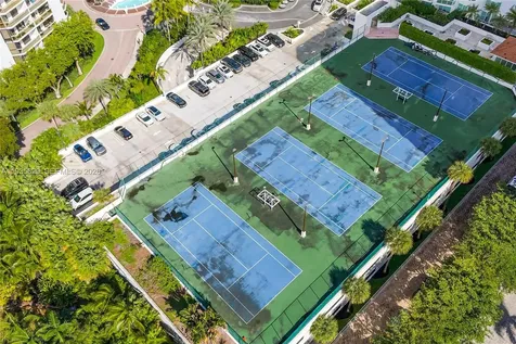 20201 E Country Club Drive Aventura FL 33180