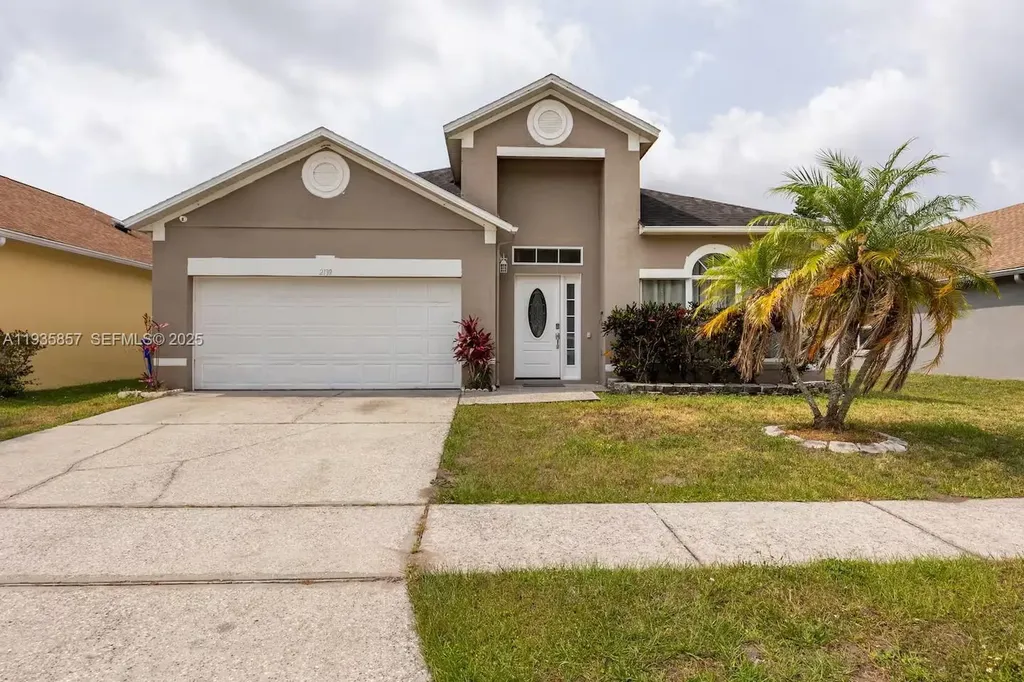 2139 Mallard Creek Circle Kissimmee FL 34743