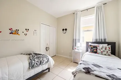2139 Mallard Creek Circle Kissimmee FL 34743
