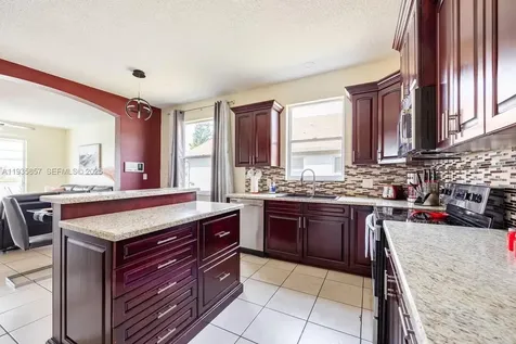 2139 Mallard Creek Circle Kissimmee FL 34743