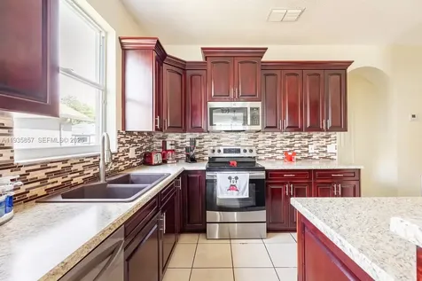 2139 Mallard Creek Circle Kissimmee FL 34743