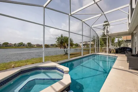 2139 Mallard Creek Circle Kissimmee FL 34743