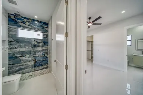 1019 SW 8th Court Cape Coral FL 33991