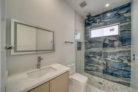 1019 SW 8th Court Cape Coral FL 33991