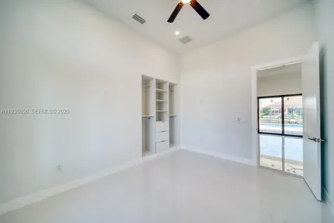 1019 SW 8th Court Cape Coral FL 33991