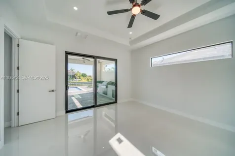 1019 SW 8th Court Cape Coral FL 33991