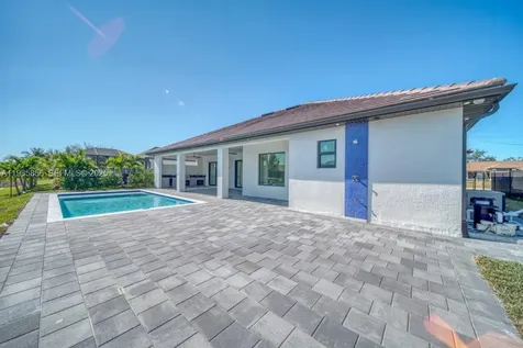 1019 SW 8th Court Cape Coral FL 33991