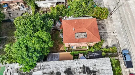 984 SW 6th Street Miami FL 33130
