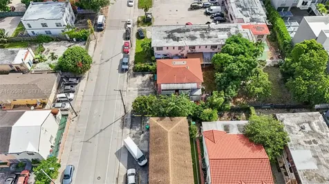 984 SW 6th Street Miami FL 33130