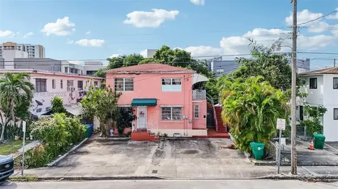 984 SW 6th Street Miami FL 33130