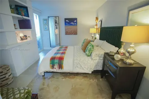 5880 Collins Avenue Miami Beach FL 33140