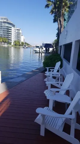5880 Collins Avenue Miami Beach FL 33140