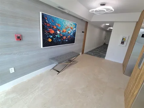 5880 Collins Avenue Miami Beach FL 33140
