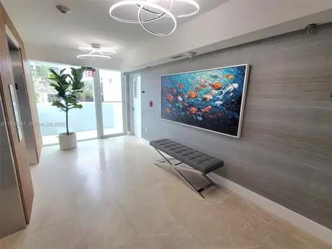 5880 Collins Avenue Miami Beach FL 33140