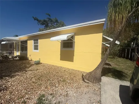 1311 N 69th Avenue Hollywood FL 33024