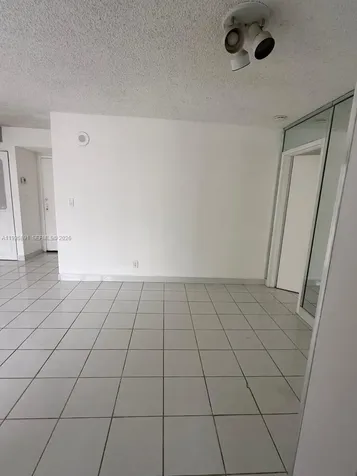 16909 N Bay Road Sunny Isles Beach FL 33160