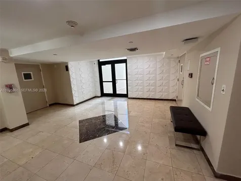 16909 N Bay Road Sunny Isles Beach FL 33160