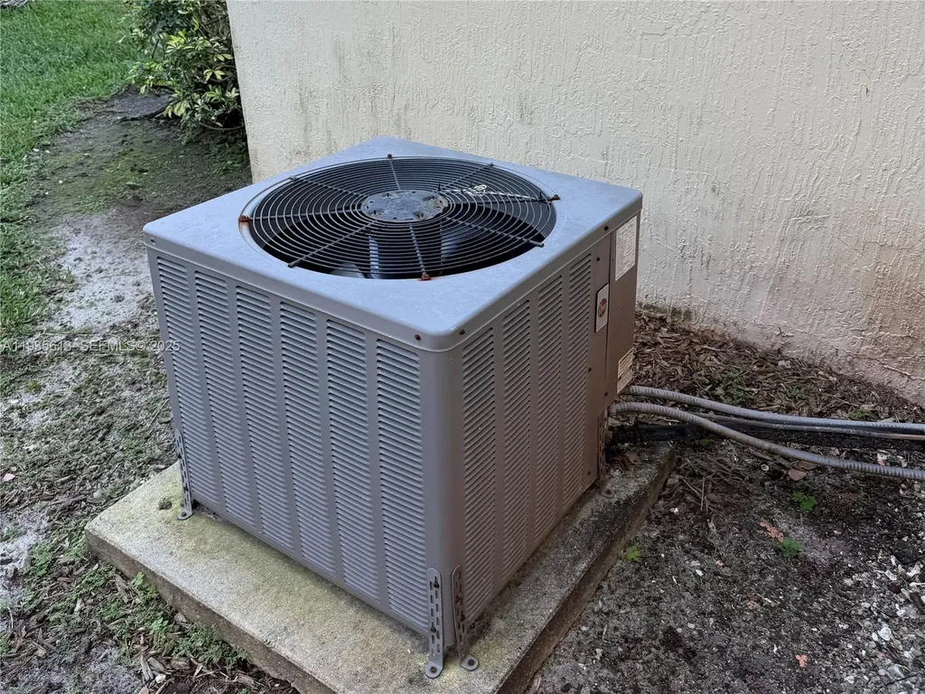 Coral Springs FL 33076