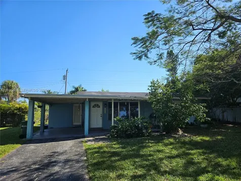 1624 E River Drive Margate FL 33063