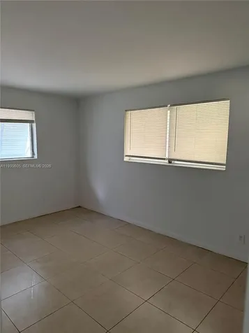 1624 E River Drive Margate FL 33063