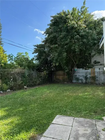 1624 E River Drive Margate FL 33063
