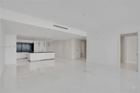 300 Biscayne Boulevard Way Miami FL 33131
