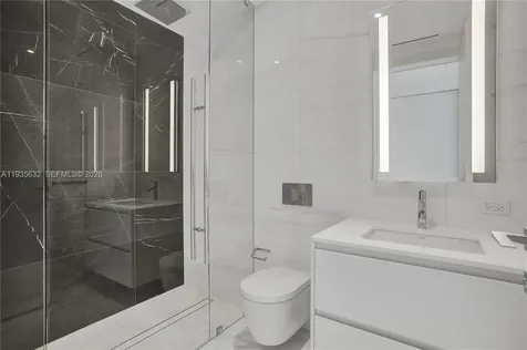 300 Biscayne Boulevard Way Miami FL 33131