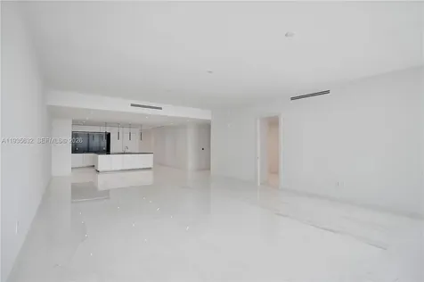300 Biscayne Boulevard Way Miami FL 33131