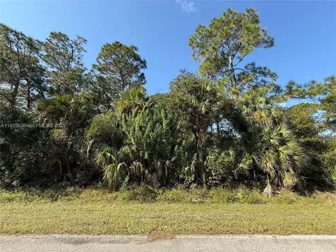 810 S Mayoral Street Clewiston FL 33440