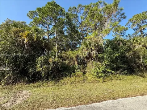 810 S Mayoral Street Clewiston FL 33440